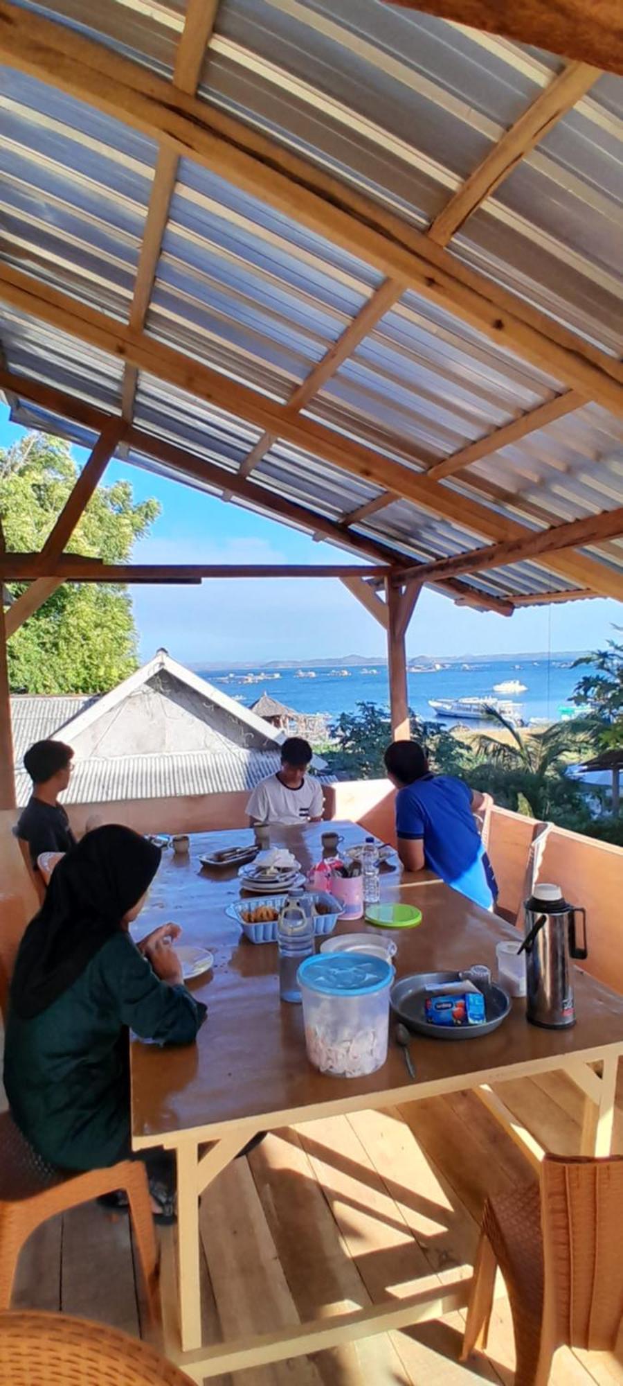 Ekas Beach Guesthouse And Restaurant Room photo